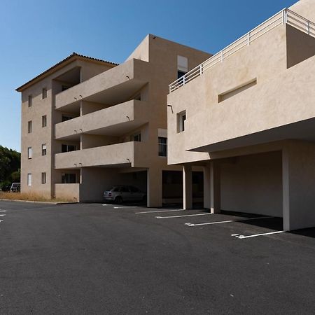 Pietra Apartment กาลวี ภายนอก รูปภาพ
